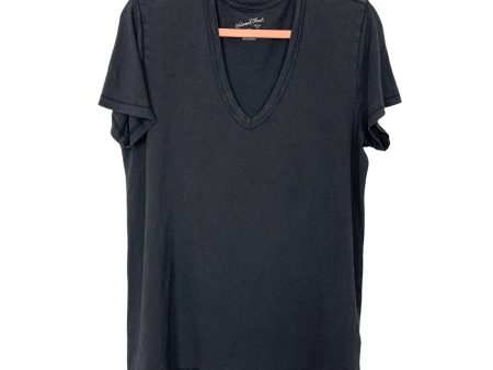 Universal Thread Washed Black V-Neck Tee NWT- Size L For Sale