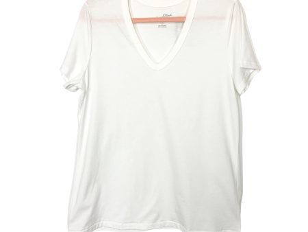 Universal Thread White V-Neck Tee NWT- Size L For Discount