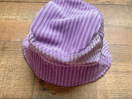 Dippin Daisy Purple Ribbed Velvet Bucket Hat NWT For Sale